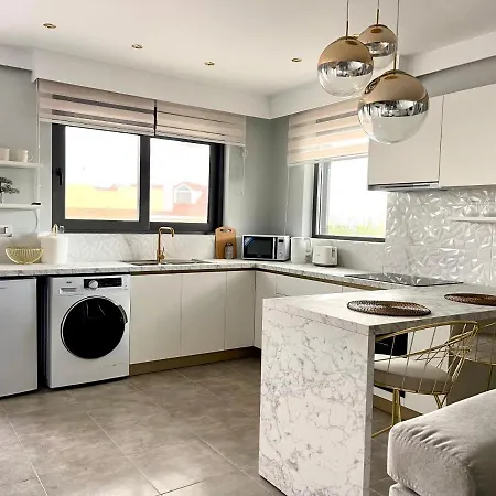 アパート Vixen Theológos