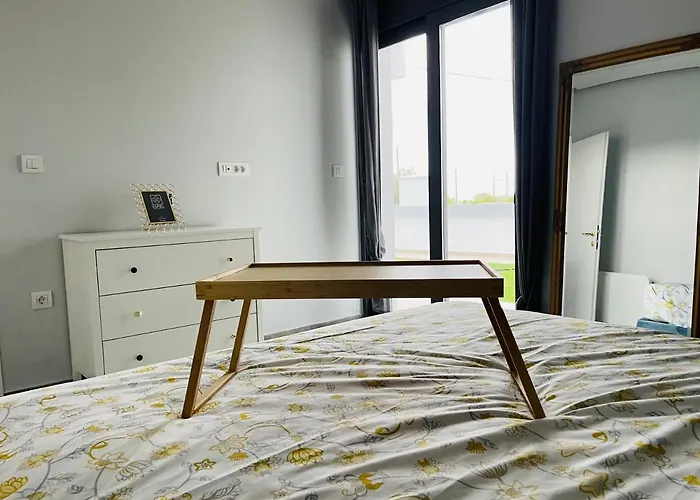 Vixen Daire Theológos